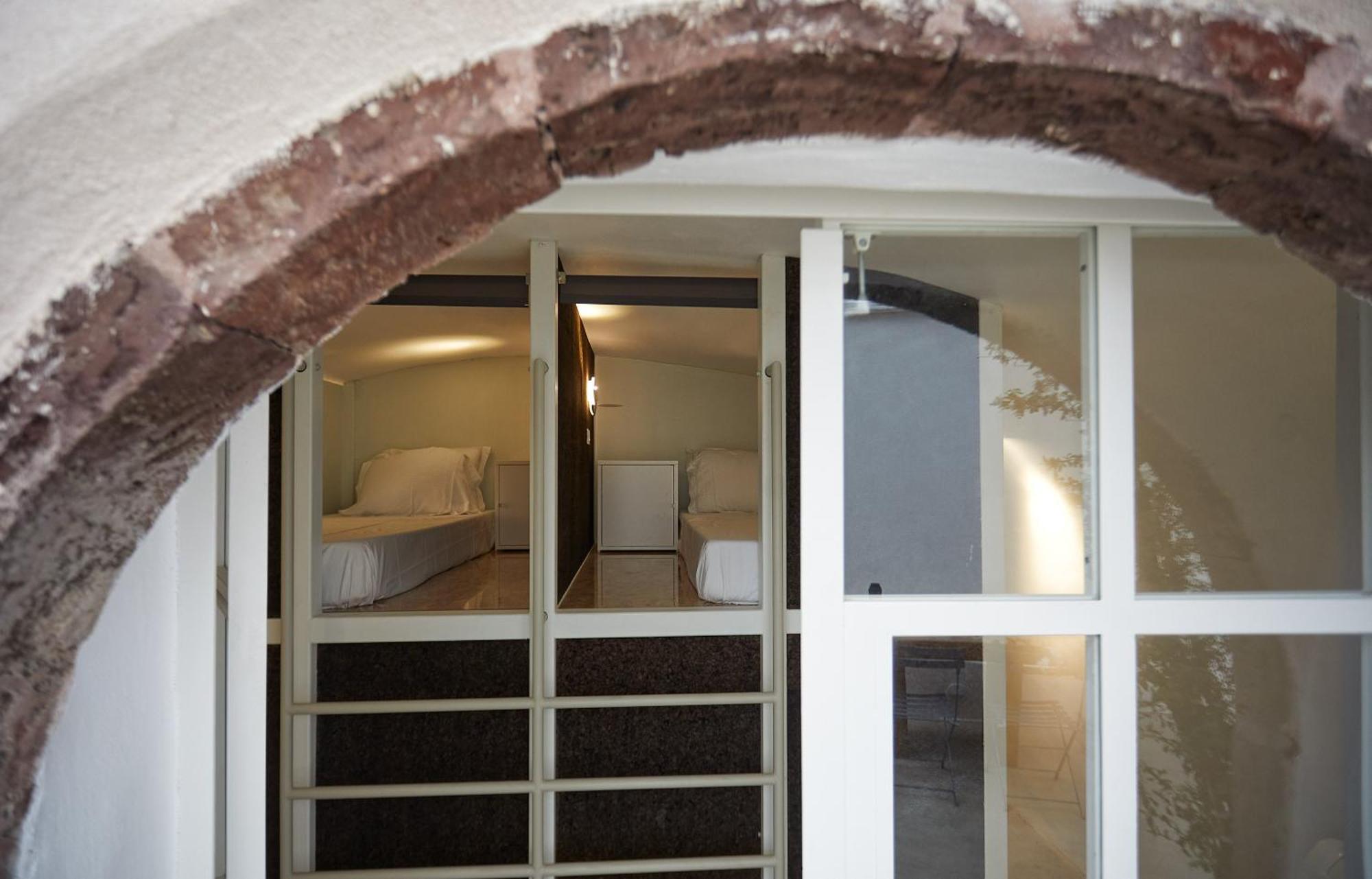 Hostel 16 Oia Екстериор снимка