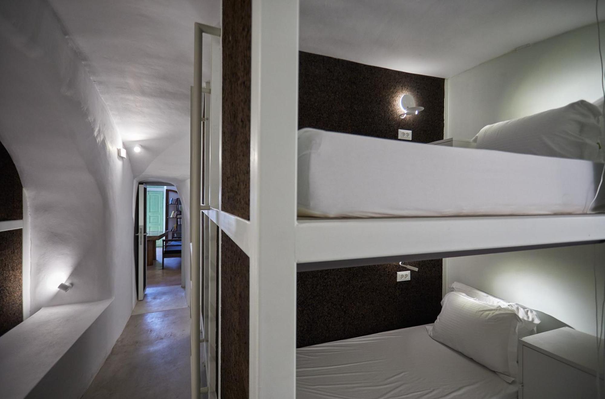 Hostel 16 Oia Екстериор снимка